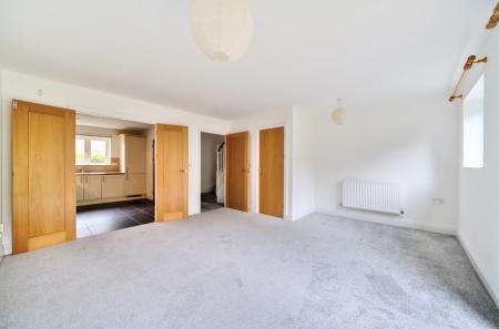 1342380-5-68a5a61...