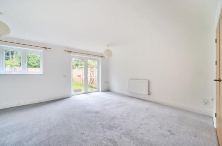 1342380-7-68a5a5e...