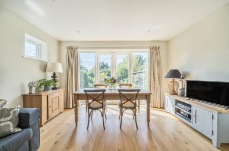 1343760-1-68a8d52...