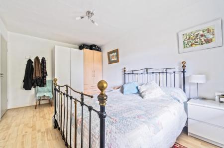 1341863-17-68a71c...