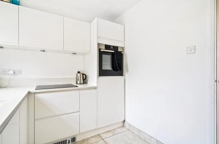 1341863-11-68a71b...