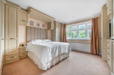 1345481-32-68b726...