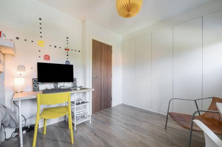 1348708-20-68c009...