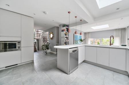 1328012-14-688a2d...