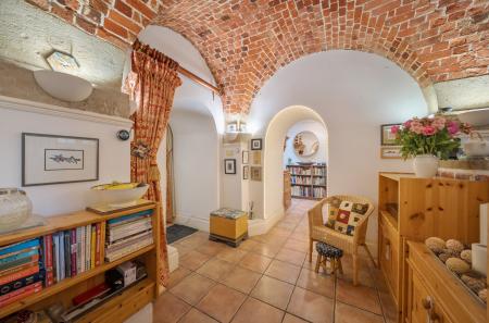 1348897-30-68cadd...