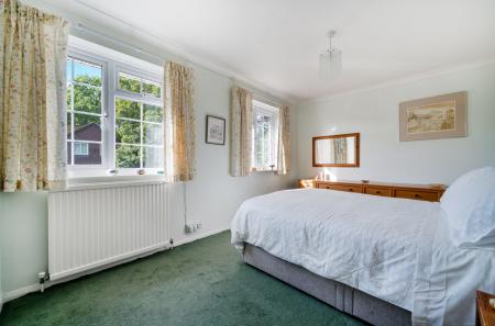 1354926-24-68cd1d...