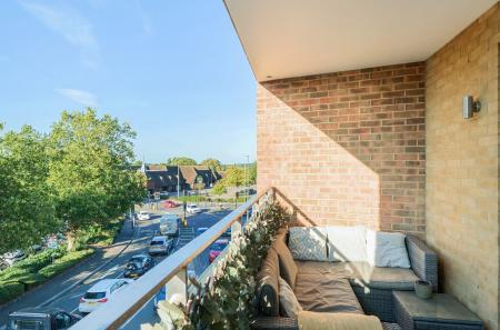 1353387-22-68cd86...