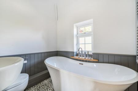 1357141-37-68d2c6...