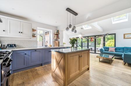 1357141-17-68d2c6...