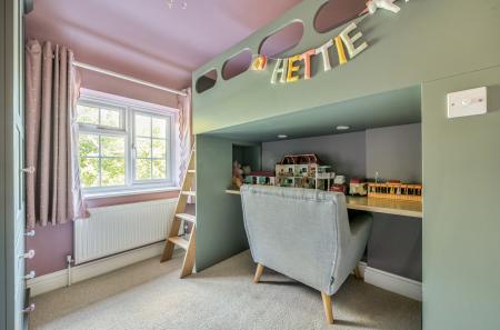 1357141-35-68d2c6...