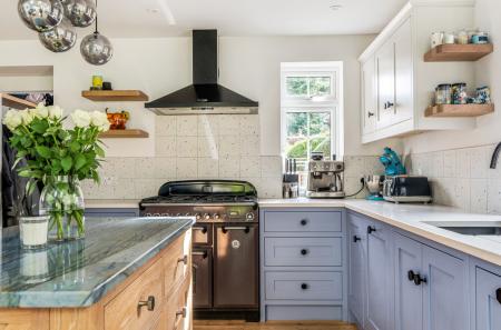 1357141-13-68d2c6...