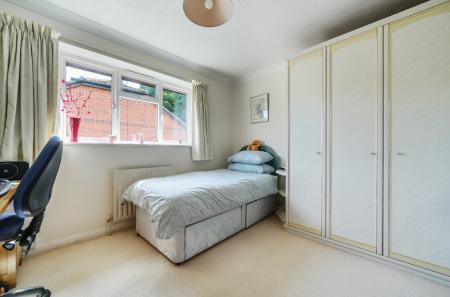 1355251-35-68da80...