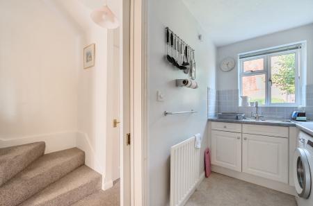 1355251-21-68da7f...