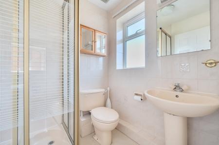 1355251-37-68da80...