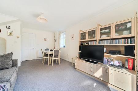 1355251-10-68da7e...