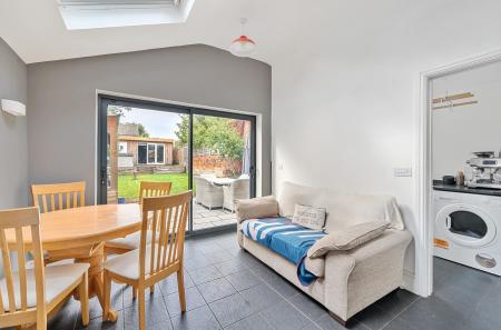 1362164-27-68de71...