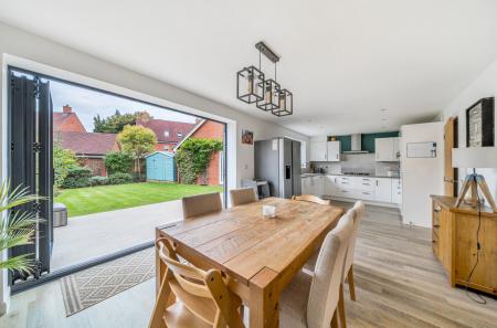 1360086-3-68d67a9...