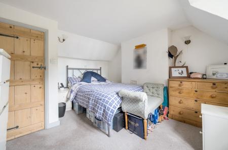 1357665-3-68dabe5...