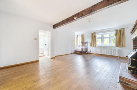 1364303-9-68e7f31...