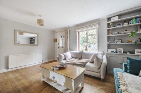 1366048-10-68ee53...