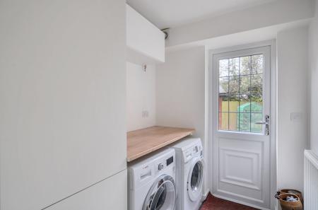 1361654-31-68ed2b...