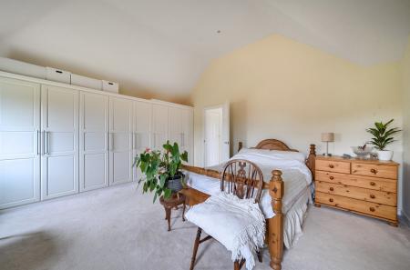 1361654-15-68ed2b...