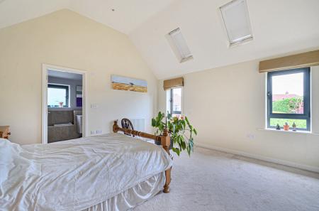 1361654-4-68ed2b7...