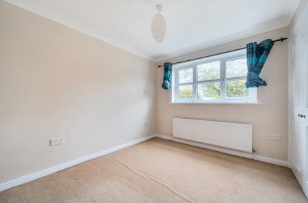 1366038-14-68ee40...