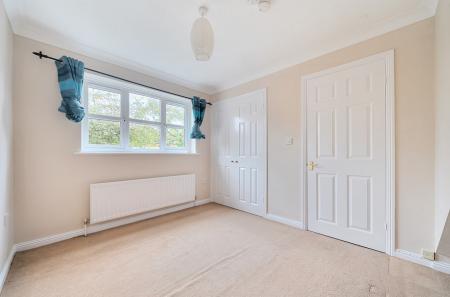 1366038-16-68ee40...