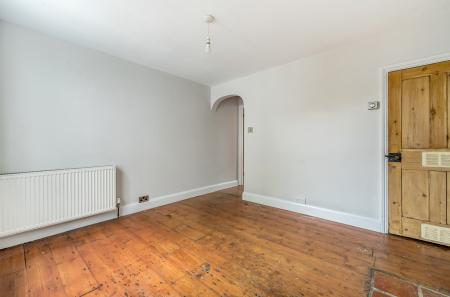 1380338-16-691202...