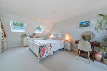 1383745-41-692086...