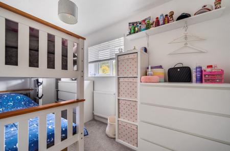 1383622-16-69246b...