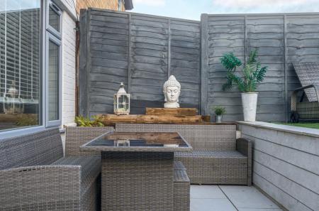 1382641-26-6925c5...