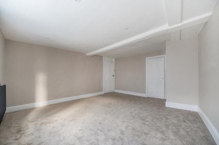 1382996-16-691f06...