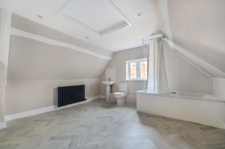 1382996-33-691f07...