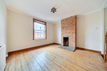 1388669-22-693bfe...