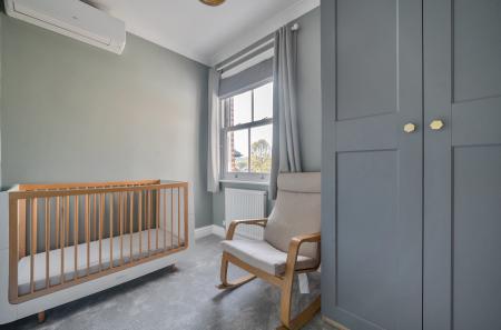 1372093-39-69034e...