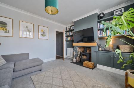 1372093-23-690342...