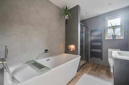 1372093-36-690346...