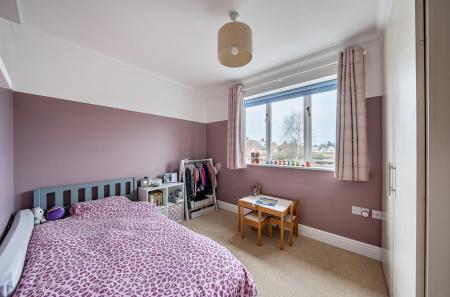 1387222-26-694a70...