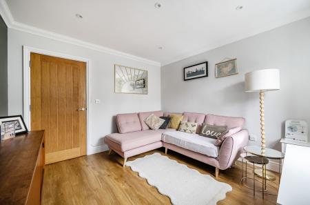 1387222-20-694a70...