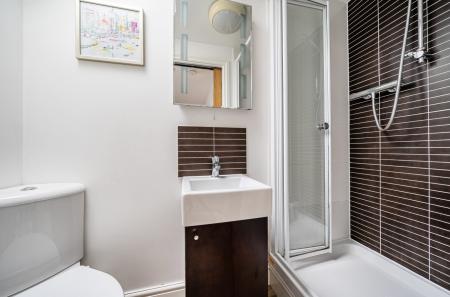 1387222-29-694a70...