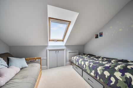 1387222-32-694a70...