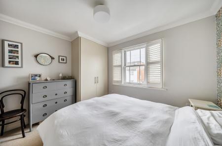 1387222-23-694a70...