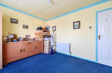 1388253-32-693981...