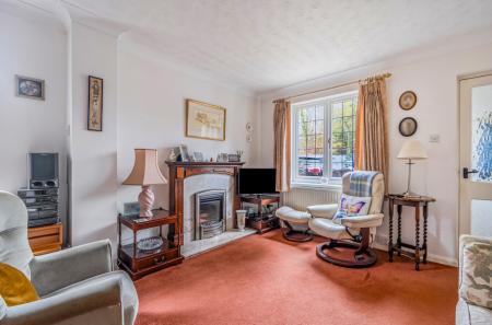 1383451-16-692827...