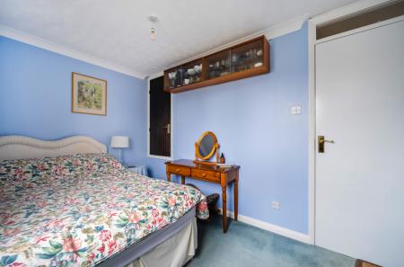 1383451-25-692827...