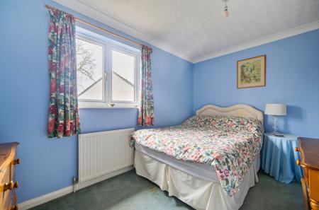 1383451-26-692827...