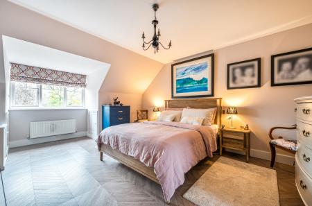 1382889-30-692463...