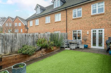 1382889-4-6924502...